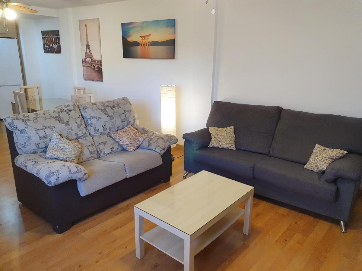 1F, Aire Acondic, 80M2, 2 Dormitorios, 4 Huespedes, Wifi Gratis La Linea de la Concepcion Ngoại thất bức ảnh