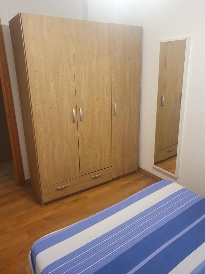 1F, Aire Acondic, 80M2, 2 Dormitorios, 4 Huespedes, Wifi Gratis La Linea de la Concepcion Ngoại thất bức ảnh